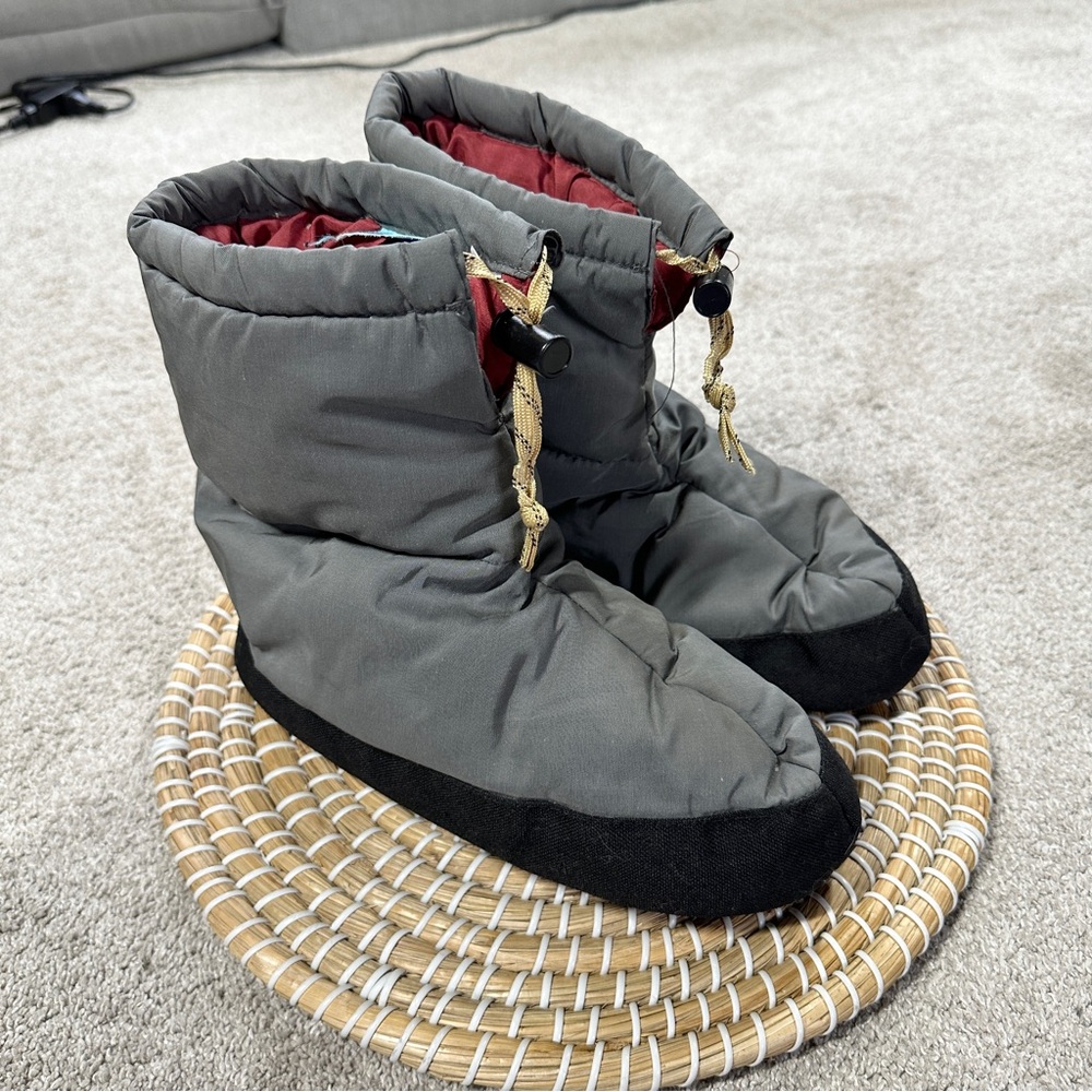 Powderline Men’s Vintage Puffy Booties Boots Quilted Camping Outdoor in Gray S